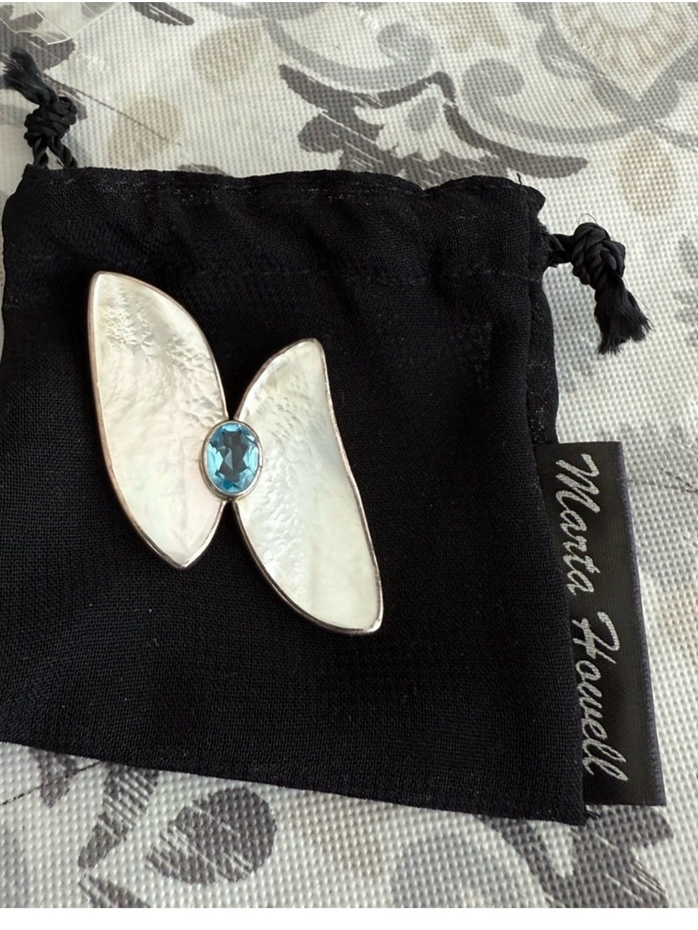 Genuine Mother of Pearl and blue Topaz Sterling Silver 925 pendant